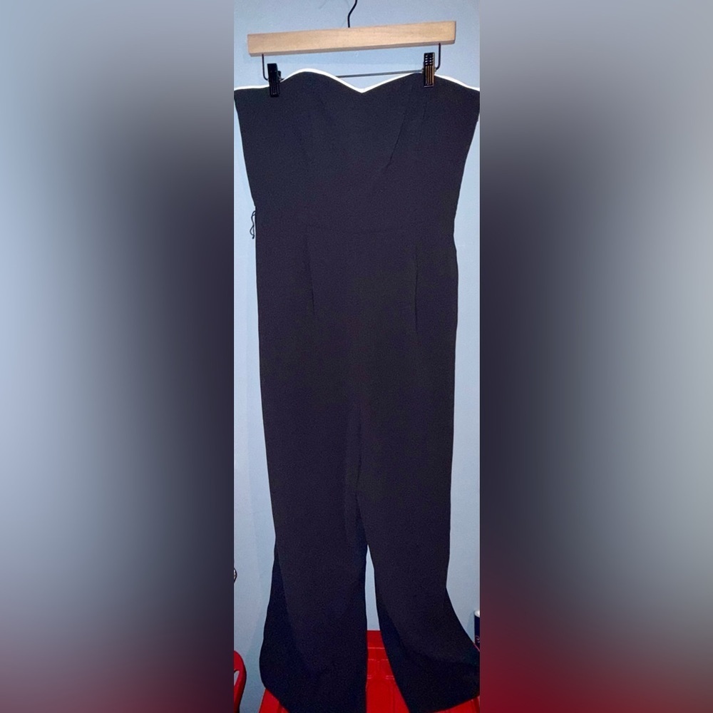 🖤 H&M Strapless Sweetheart Jumpsuit – Size 12 (EUR 44)